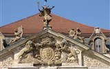 Zámky v Horních Francích - Německo - Pommersfelden - zámek Weißenstein, detail průčelí