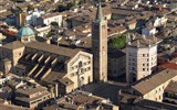 Severní Itálie - Emilia Romagna za uměním, Ferrari a gastronomií - Itálie - Parma - katedrála a baptisterium