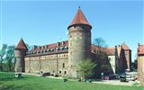 Balt západně od Štětína a Velkopolsko - Polsko - Bytow - hrad řádu německých rytířů