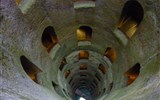 Orvieto - Itálie - Orvieto - studna sv.Patrika (Pozzo di San Patrizio), měla zásobovat město vodou při obležení