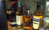whisky - Irsko - Kilbeggan, ochutnávka, whisky má příchuť po medu, zralých hruškách a nádech citrusů.