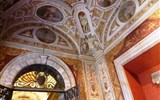 Vatikán - Řím - Vatikánská muza, místnosti jsou bohatě zdobeny špičkovými umělci své doby