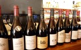 Burgundsko a gastronomie - Francie -  vína z regionu Beaujolais
