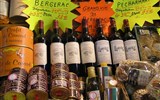 Gastronomie krajů Gaskoňsko a Languedoc - Francie - Périgueux, místní vína.