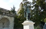 Auch - Francie - Gaskoňsko - Auch, socha d´Artagnana, hrdiny Tří mušketýrů od A.Dumase
