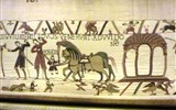 tapisérie z Bayeux - Francie - Normandie - Tapiserie z Bayeux, vlevo dole první historický doklad o použití bran v zemědělství