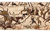 Normandie a Alabastrové pobřeží - Francie - Normandie - tapisérie z Bayeux, Normani útočí na anglickou pěchotu bránící se na kopci (má kníry)