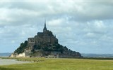 Cestovatelské puzzle po Francii - Francie - Bretaň - Mont St.Michel, benediktýnské opatství z 8.stol, přestavováno do 14.století
