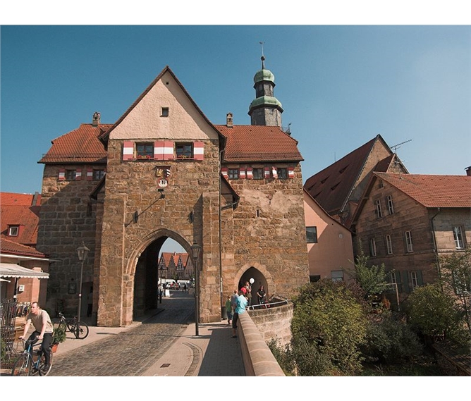 Hrady a zámky Bavorska - Německo - Lauf - Nuernberger Tor (Kassandro)