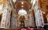 Vatikán - Itálie - Řím - bazilika sv.Petra, vrcholná renesance, 1506-1626, stojí nad údajným hrobem sv.Petra