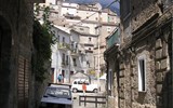 Civita - Itálie - Civita - založena 1467 Albánci na území darovaném za pomoc proti Turkům