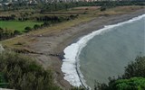 Maratea - Itálie - Kalábrie - Maratea, písčité pláže v okolí městečka nejsou přelidněné jako ne severu Itálie