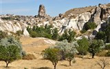 Krásy turecké Kappadokie s pěší turistikou 2023 - Turecko - Kappadokie - kraj který tvoří a formuje kámen (Uçhisar)