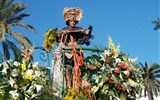 Karneval květů v Nice a festival citrusů v Mentonu 2021 - Francie - Nice, slavnost Les Batailles de Fleurs