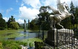 Irsko - smaragdový ostrov 2024 - Irsko - Powerscourt Garden, Triton Lake a okřídlený kůň