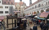 Drážďany - Německo - Drážďany - adventní trh na nádvoří Stallhof s nádechem historie