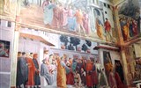Florencie - Itálie - Florencie - kaple Brancacciů, Sv.Petr křísí syna antiochejského správce, nahoře Peníz daně