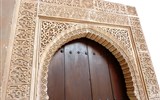 Alhambra - Španělsko - Andalusie - Granada, Alhambra, Patio de los Arrayanes, dostavěna Mohamedem V. (1370)