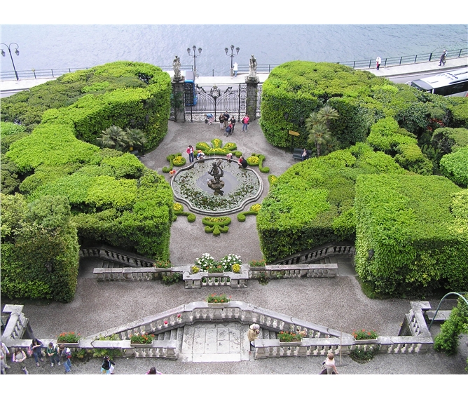 Nejkrásnější zahrady Itálie 2023 - Itálie - Lombardie-  překrásné zahrady u vily Charlotta