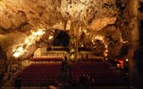 Gibraltar - Španělsko - Andalusie - Gibraltar, jeskyně sv.Michala, v katedrále je koncertní síň