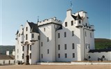Blair Castle - Skotsko - Blair Castle, sídlo vévodů z Atholu od 1269