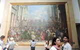 Výtvarné akce a speciální výstavy - Francie - Paříž - sbírky Louvre přitahují milovníky umění z celého světa