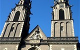 Bonn - Německo - Bonn, Stiftskirche, 1326 nový kostel, 1730 zničen, nově postaven 1879-86