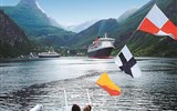 Norské fjordy 2022 - Norsko - až hluboko do fjordu Geiranger mohou vjíždět velké zaoceánské lodě