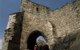 Ojvín - Německo - Lužice - Ojvín, vstupní brána, hrad vystavěl 1364-69 Karel IV., od 1369 zde klášter celestýnů