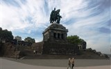 Koblenz - Německo - Koblenz - Deutsches Eck, jezdecká socha císaře Viléma I. 1891-7 od B.Schmitze