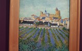 Arles - Francie - Provence - Arles, V.van Gogh, Pohled na Saintes Maries de la Mer, 1888, můžete vidět ve Fondation Vincent van Gogh