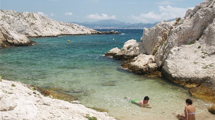 Pohodová levandulová Provence i za gastronomií a vínem 2025  Francie - Provence - Île de Pomègues, pláž právě jen pro dva