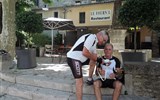 Zájezdy s cykloturistikou - Francie - Provence - zastávka na cestě