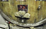 Vinařství v Alsasku - Francie - Alsasko - v techto sudech zraje vynikající víno