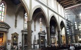 Santa Croce - Itálie - Florencie - interiér baziliky, změněn přestavbou G.Vasariho 1566