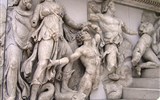 Německé slavnosti během roku - přehled - Německo - Berlín - Pergamon muzeum, Pergamonský oltář, boční křídlo, Nereus, Doris a Okeános