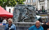 Brusel - Belgie - Brusel, kašna kousek od Chapelle Madeleine