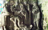 Locronan - Francie - Bretaň - Locronan, kaple Bonne-Nouvele, detaily výzdoby interiéru - Snímání z kříže