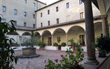 Pienza - Itálie - Lazio - Pienza, San Francesco, jedna z mála staveb z původní vsi