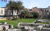 Syrakusy - Itálie - Sicílie - Syrakusy - Apollónův chrám z 6.stol.př.n.l., město založeno 734 př.n.l.