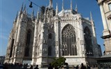 Duomo di Milano - Itálie - Miláno - největší gotická katedrála na světě, 1386-1577, ale úplně dokončena až 1813 na zásah Napoleona (fasáda)