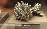Terra Mineralia - Německo - Freiberg, muzeum Terra mineralia, Antimonit, Maramureš, Rumunsko