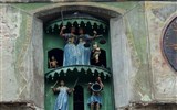 Sighisoara - Rumunsko - Sighişoara, orloj na Hodinové věži, dole bohyně míru a bubeník, nad nimi bohyně spravedlnosti a čestnosti