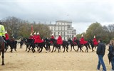 Londýn a královský Windsor letecky 2022 - Velká Británie - Anglie - Londýn, tzv. Horse Guards Parade, účastní se královnina osobní stráž,  foto A.Frčková