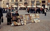 Vratislav - Polsko - Vratislav (Wroclaw), umělci nebo spíš prodejci u radnice