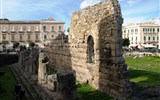 Syrakusy - Itálie - Sicílie - Syrakusy, Apollónův chrám, za Byzance kostel, za Arabů mešita