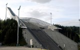 Oslo - Norsko - Oslo, Holmenkollen, skokanské můstky a biatlonové tratě, konaly se zde OH 1952, MS 1930, 66, 82, 2011
