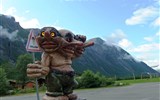 Tro - Norsko - kus pod Trollstigen čeká na poutníky kdo jiný než troll