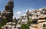Andalusie, památky UNESCO a přírodní parky 2023 - Španělsko - Andalusie NP El Torcal, vápencové skalní město s četnými krasovými jevy, jeskyněmí, propastmí (až 225 m hluboké)