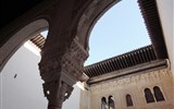 Alhambra - Španělsko - Granada - Alhambra, Patio del Cuarto Dorado